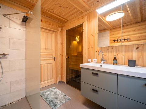 MAISON 6 personnes - Moose Lodge avec sauna et vue sur l'eau