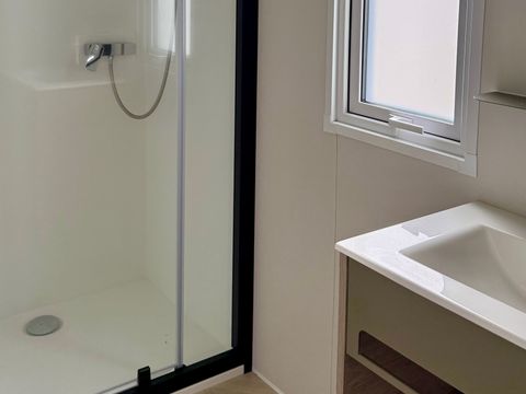 Mobilhome 4 personnes - Premium- 27 m² - 2 chambres- - TV