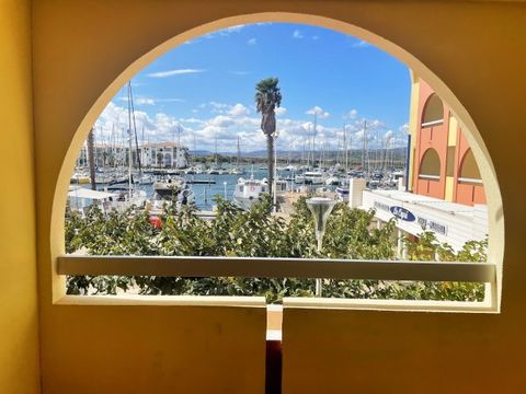 APPARTEMENT 4 personnes - "Vue Port" 2 pièces