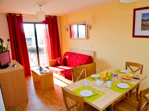 APPARTEMENT 7 personnes - G/110 - 3 pièces + cabine