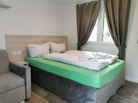 MOBILHOME 2 personnes - Petite maison