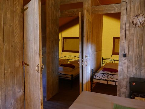 TENTE TOILE ET BOIS 6 personnes