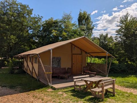 TENTE TOILE ET BOIS 6 personnes