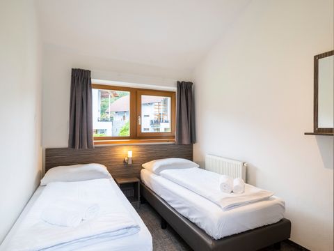 BUNGALOW 6 personnes - 4-6H