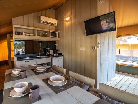 TENTE 6 personnes - Tente à deux chambres (2+4)