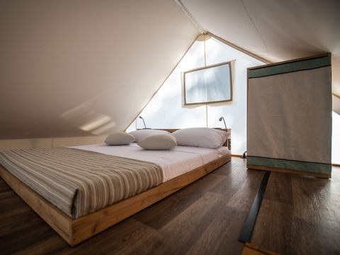 TENTE 4 personnes - Tente loft glamping safari à deux chambres - vue sur la mer