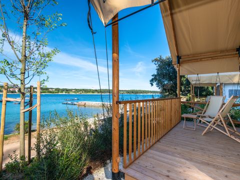 TENTE 4 personnes - Tente loft glamping safari à deux chambres - vue sur la mer