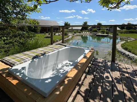 TENTE 2 personnes - glamping, toilettes privées, évier & baignoire extérieure 15m²