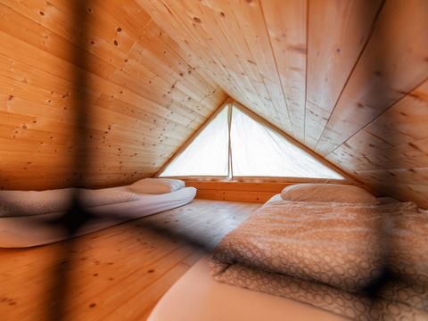 CHALET 4 personnes - /HIS, toilettes et lavabo privés, 22m2