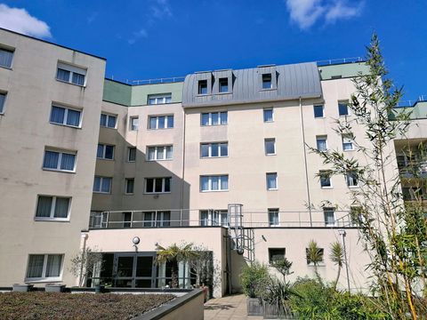 Terres de France - Appart Hotel Rouen Flaubert - Camping Seine - Image N°3