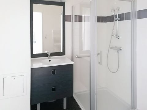 Terres de France - Appart Hotel Rouen Flaubert - Camping Seine - Image N°47