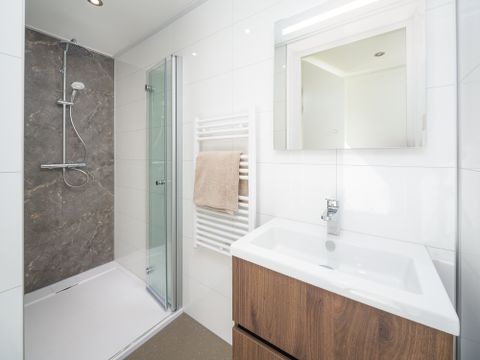 VILLA 6 personnes - L-Lake View