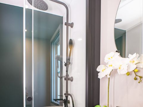 LODGE 4 personnes - Lodge Elite - Animax pas admis