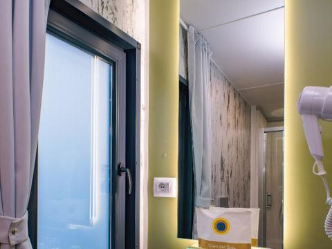 MOBILHOME 4 personnes - Junior Suite Mediterranea - Animaux Admis