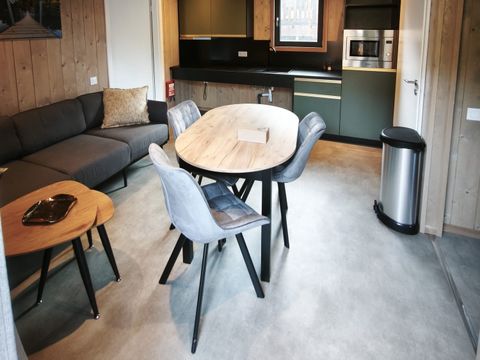 LODGE 4 personnes - Ecolodge convivial l 4 personnes