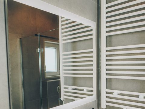 CHALET 4 personnes - Lichtenberg avec bain à remous et sauna
