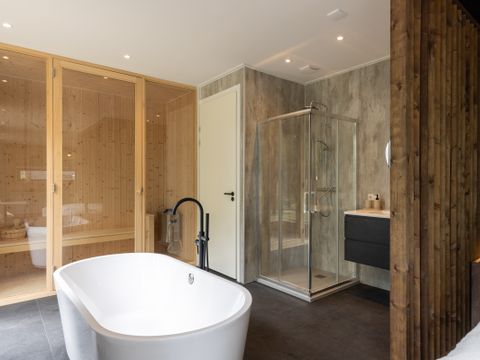 CHALET 2 personnes - Renswellness avec bain à remous et sauna