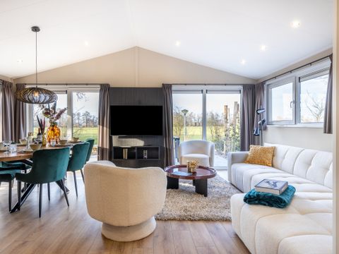 CHALET 6 personnes - Ridderstede avec bain à remous et sauna