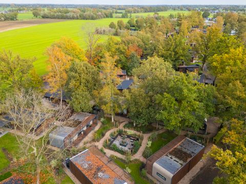 CHALET 6 personnes - Ridderstede avec bain à remous et sauna