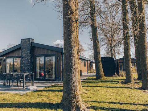 CHALET 6 personnes - Ridderstede avec bain à remous et sauna