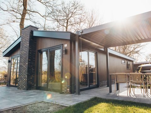CHALET 6 personnes - Ridderstede avec bain à remous