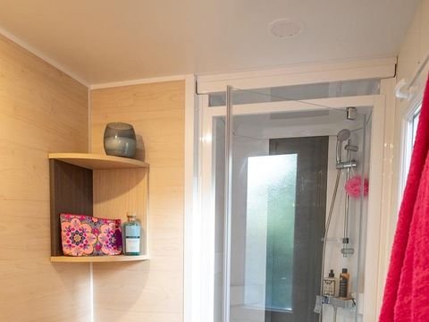 MOBILHOME 4 personnes - Cottage Grand Confort Maldives 32m² - 2 chambres / TERRASSE EN BOIS COUVERTE