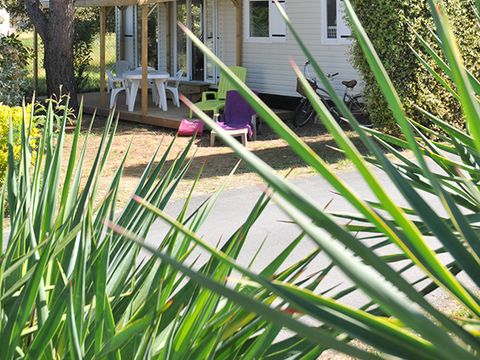 MOBILHOME 4 personnes - Cottage Grand Confort Maldives 32m² - 2 chambres / TERRASSE EN BOIS COUVERTE