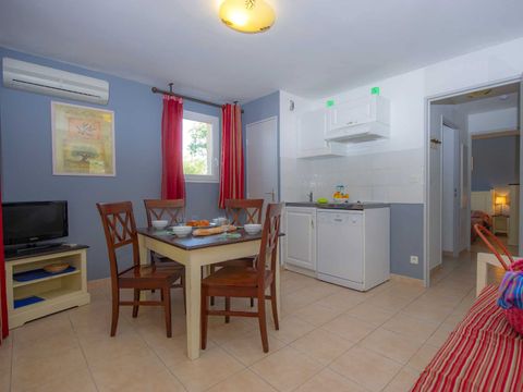 MAISON 8 personnes - G/16_MAISON 4 PIECES 8 PERSONNES