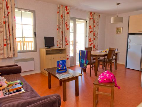 APPARTEMENT 6 personnes - G/19_2 PIECES CABINE 6 PERSONNES