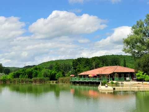 Résidence Goélia Les Cottages du Lac - Camping Dordogne - Image N°14