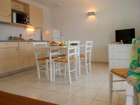APPARTEMENT 4 personnes - G/166_2 PIECES 4 PERSONNES