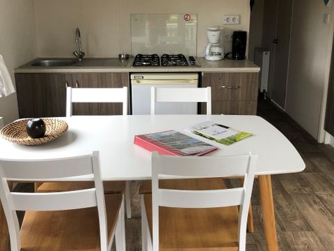 LODGE 4 personnes - Delta (3 chambres)