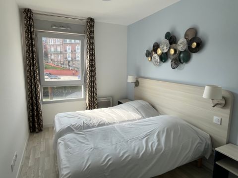 STUDIO 2 personnes - G/330_STUDIO 2 PERS.