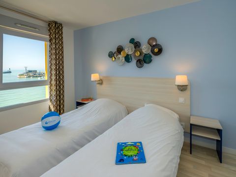 APPARTEMENT 6 personnes - G/330_3 PIECES 6 PERS.