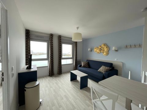 APPARTEMENT 6 personnes - G/330_2 PIECES CABINE 4/6 PERS.