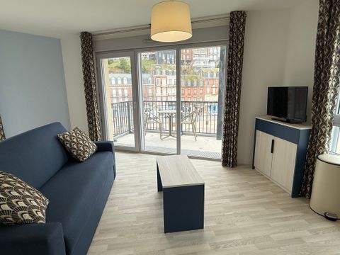 STUDIO 2 personnes - G/330_STUDIO 2 PERS.