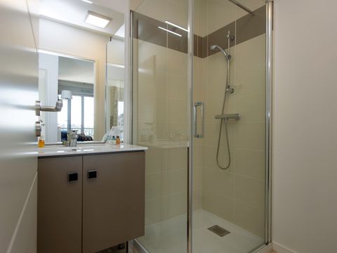 STUDIO 2 personnes - G/330_STUDIO 2 PERS.