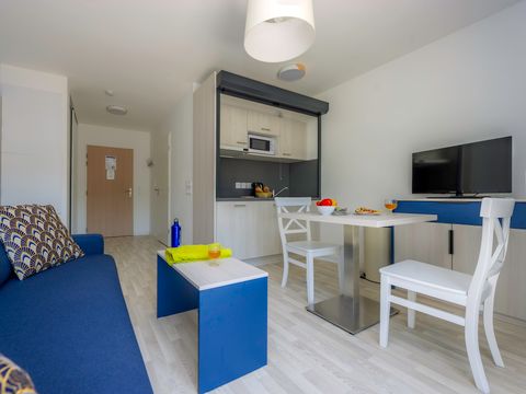 APPARTEMENT 4 personnes - G/330_2 PIECES 4 PERS.