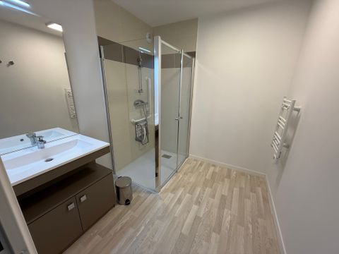 STUDIO 2 personnes - G/330_STUDIO 2 PERS.