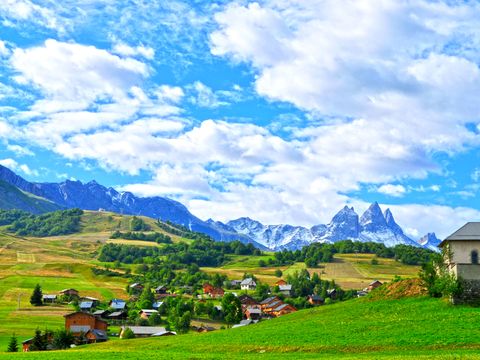 Goélia Les Chalets des Pistes - Camping Haute-Savoie - Image N°2