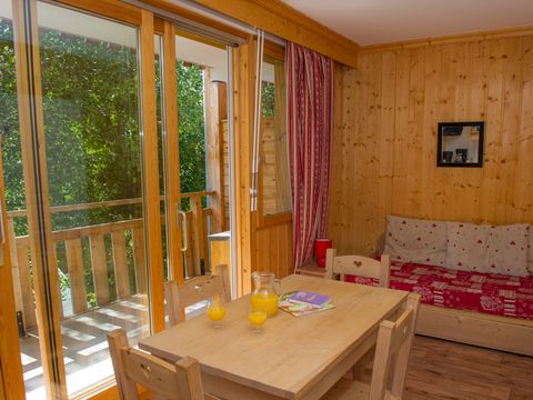 APPARTEMENT 11 personnes - G/149_4 PIECES 11 PERSONNES