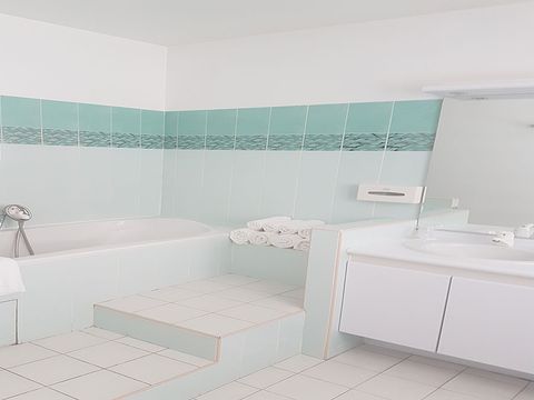 CHAMBRE 2 personnes - G/227_CHAMBRE HOTELIERE 2 PERS.