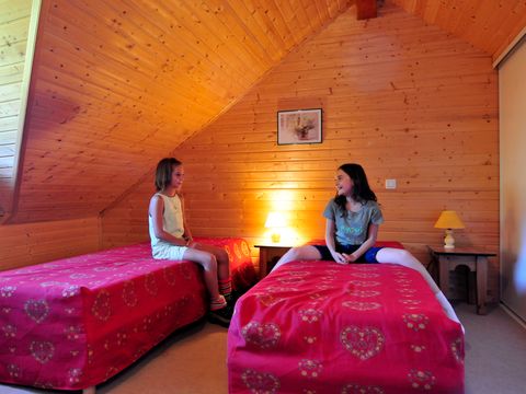 CHALET 8 personnes - G/28_CHALET 8 PERSONNES