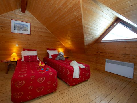 CHALET 8 personnes - G/28_CHALET 8 PERSONNES