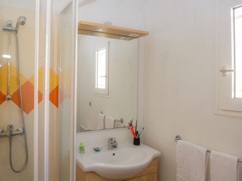 MAISON 6 personnes - G/206_MAISON 3 PIECES 6 PERSONNES