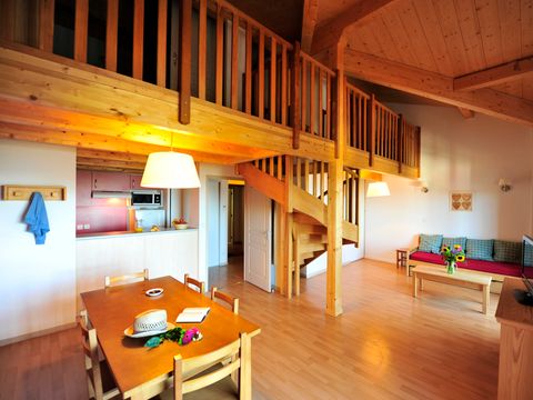 APPARTEMENT 8 personnes - G/10_4 PIECES 8 PERSONNES