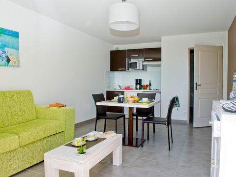 STUDIO 2 personnes - G/51_STUDIO 2 PERSONNES
