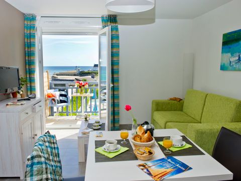 STUDIO 4 personnes - G/51_STUDIO CAB 4 PERS. BALCON VUE MER