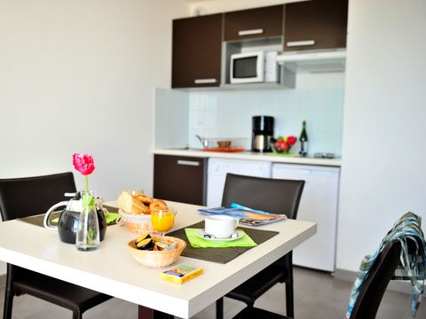 STUDIO 4 personnes - G/51_STUDIO CAB 4 PERS. BALCON VUE MER
