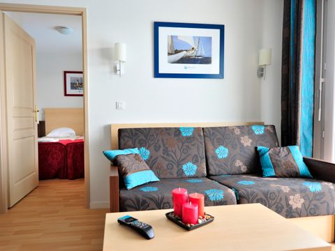 APPARTEMENT 4 personnes - G/100_2 PIECES 4 PERSONNES